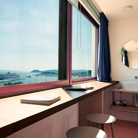 Гостьовий будинок Horizon Luxury & Design 4*