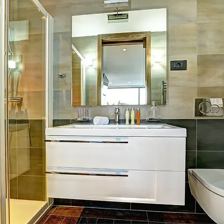 בית הארחה Horizon Luxury & Design 4*