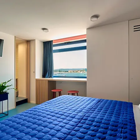 ゲストハウス Horizon Luxury & Design 4*