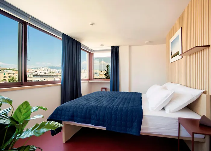 Horizon Luxury & Design בית הארחה 4*