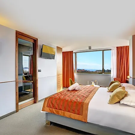 Horizon Luxury & Design 招待所